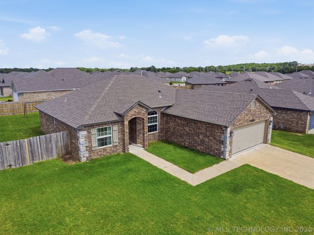 3927 S 149th Avenue E, Tulsa, OK 74134