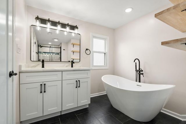 13700 W 81st Avenue, Dyer, IN 46311