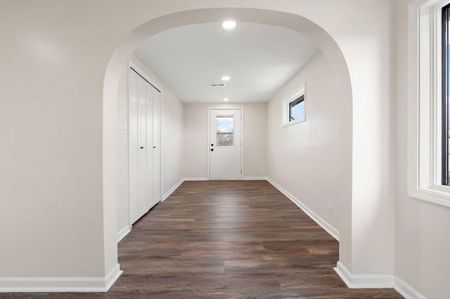 13700 W 81st Avenue, Dyer, IN 46311