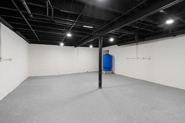 13700 W 81st Avenue, Dyer, IN 46311