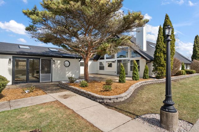 13700 W 81st Avenue, Dyer, IN 46311