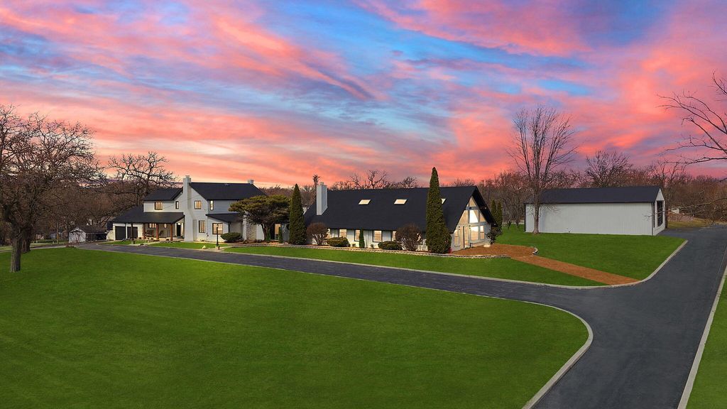 13700 W 81st Avenue, Dyer, IN 46311