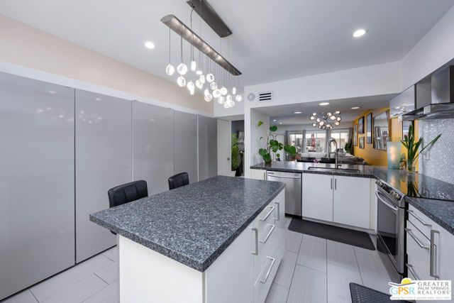 277 E Alejo Road 124, Palm Springs, CA 92262