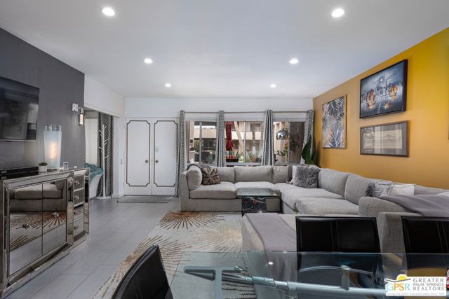 277 E Alejo Road 124, Palm Springs, CA 92262