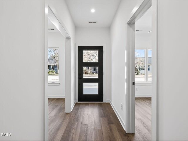 1521 Sunrise Avenue, Raleigh, NC 27608