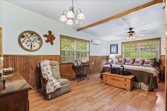 310 N Lake Drive, Murchison, TX 75778