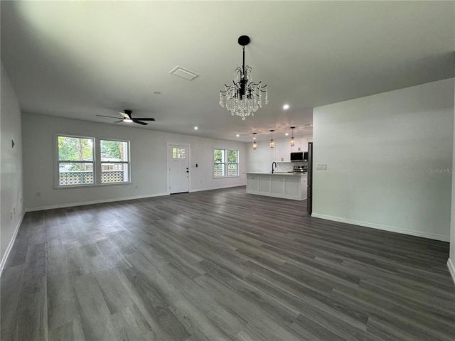 408 SE 1ST STREET, Williston, FL 32696