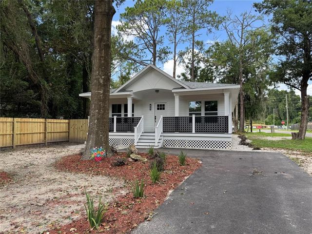 408 SE 1ST STREET, Williston, FL 32696