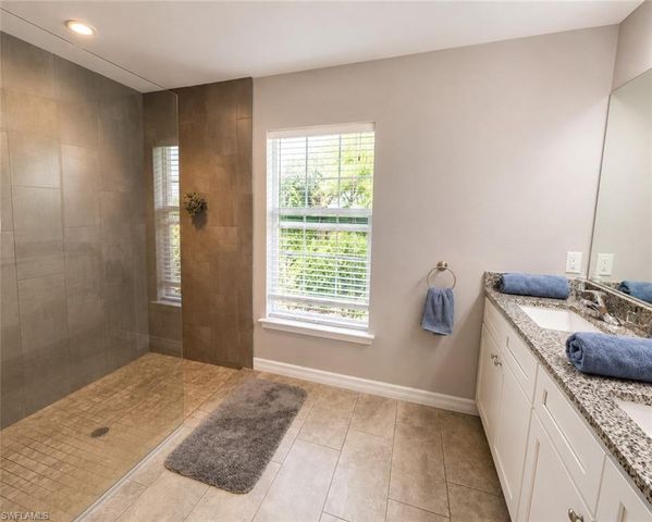 1008 SW 33rd TER, Cape Coral, FL 33914