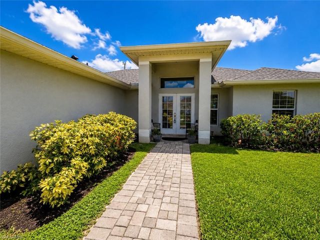 1008 SW 33rd TER, Cape Coral, FL 33914