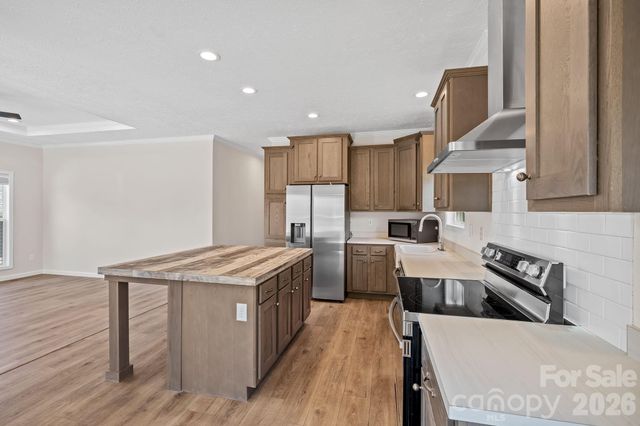 135 Bellamy Road, Asheville, NC 28806