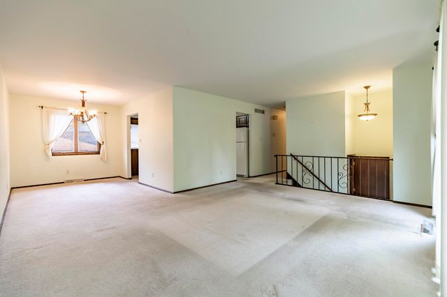 321 N Ernest Street, Griffith, IN 46319