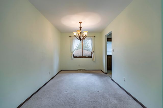 321 N Ernest Street, Griffith, IN 46319