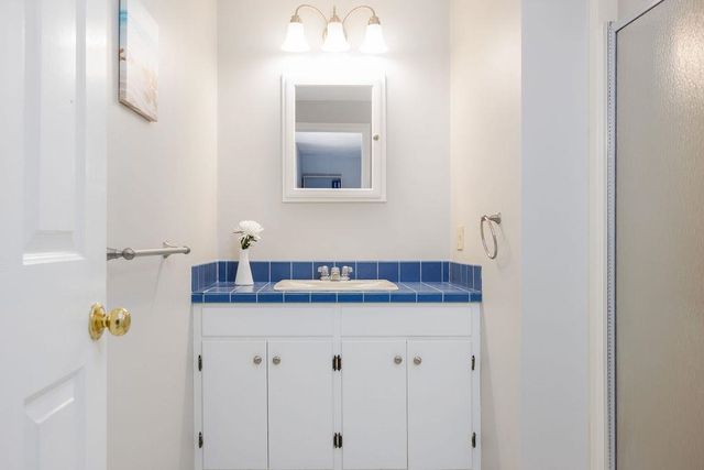 66 Oak Ridge Road, Lebanon, NH 03784