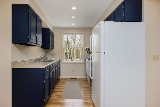 66 Oak Ridge Road, Lebanon, NH 03784