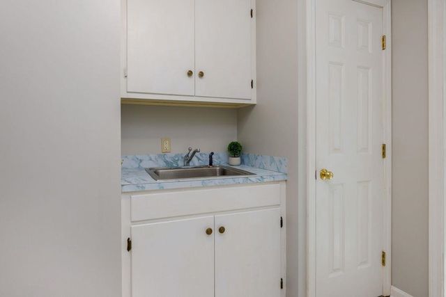 66 Oak Ridge Road, Lebanon, NH 03784