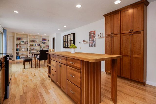 66 Oak Ridge Road, Lebanon, NH 03784