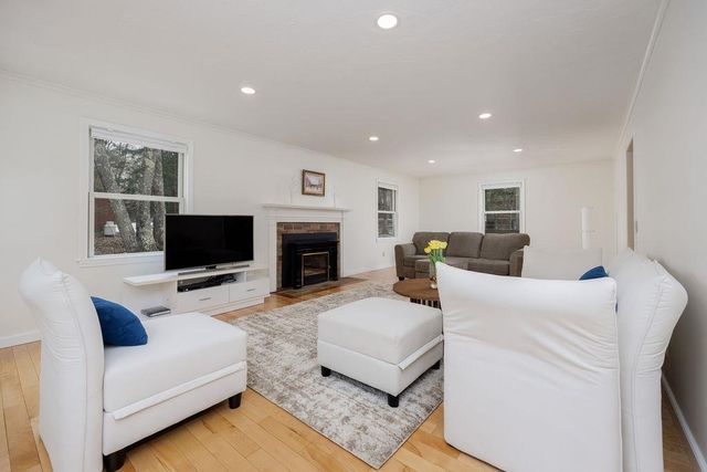 66 Oak Ridge Road, Lebanon, NH 03784