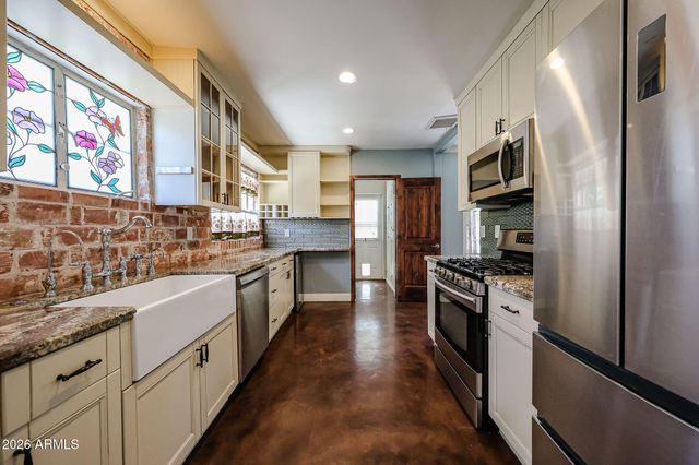 1317 W HOLLY Street, Phoenix, AZ 85007