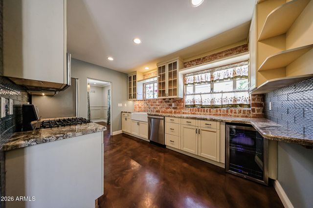 1317 W HOLLY Street, Phoenix, AZ 85007