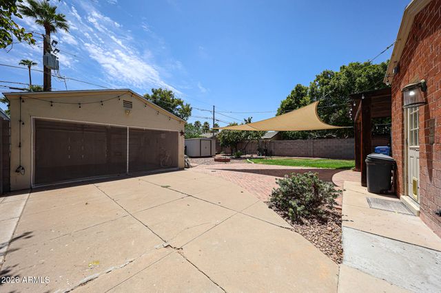 1317 W HOLLY Street, Phoenix, AZ 85007
