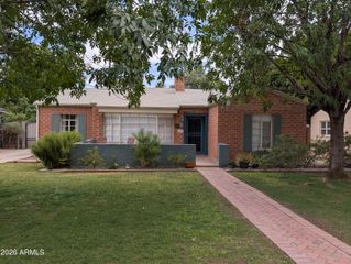 1317 W HOLLY Street, Phoenix, AZ 85007