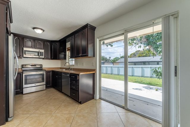 63 Andros Road, Palm Springs, FL 33461