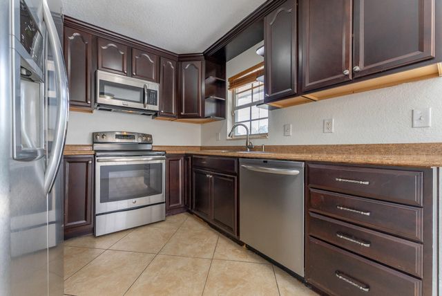 63 Andros Road, Palm Springs, FL 33461