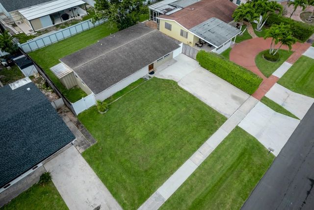 63 Andros Road, Palm Springs, FL 33461