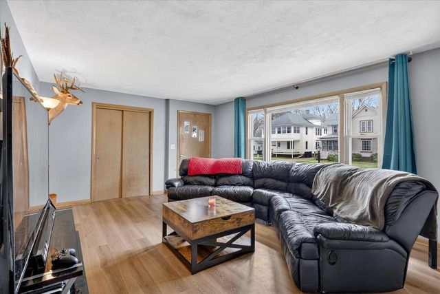 404 Rockport Road, Janesville, WI 53548