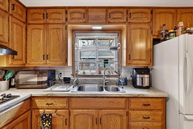 404 Rockport Road, Janesville, WI 53548