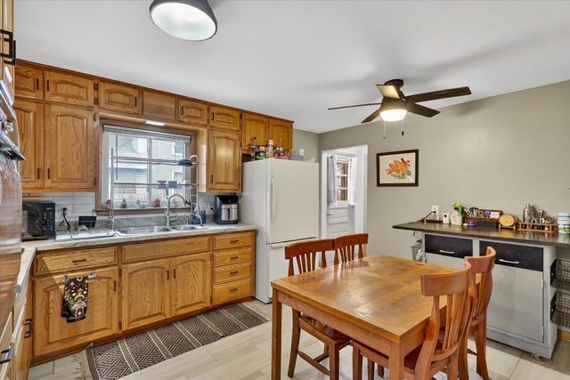 404 Rockport Road, Janesville, WI 53548
