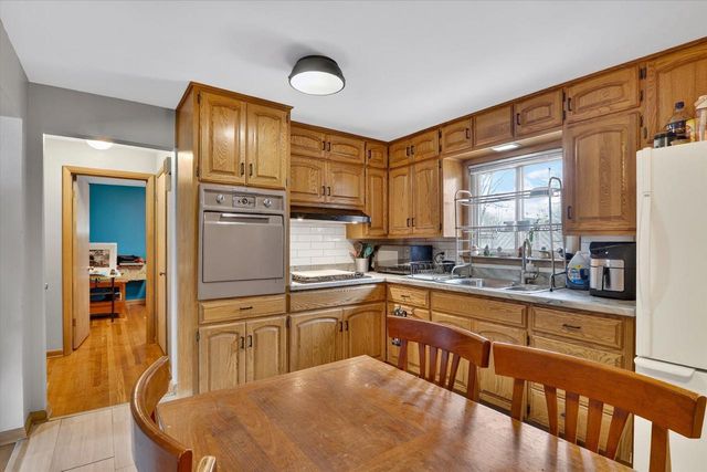 404 Rockport Road, Janesville, WI 53548
