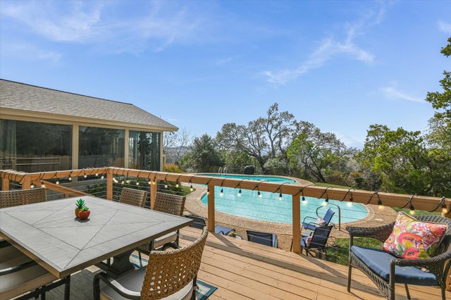 4505 Deepwoods DR, Austin, TX 78731