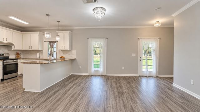 207 S Pear Orchard Road, Ridgeland, MS 39157