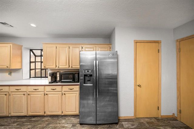 5014 NE Dearborn Ave, Lawton, OK 73507