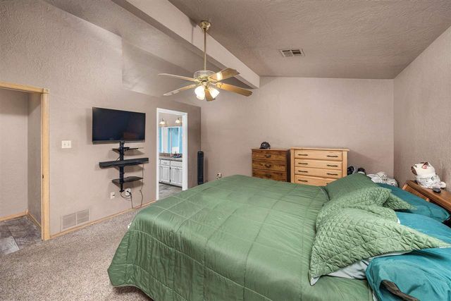 5014 NE Dearborn Ave, Lawton, OK 73507
