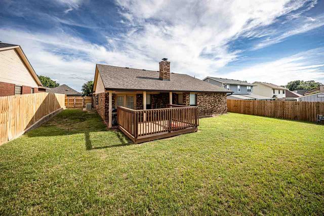 5014 NE Dearborn Ave, Lawton, OK 73507