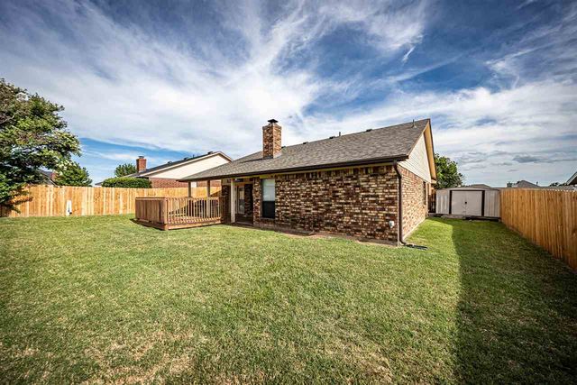 5014 NE Dearborn Ave, Lawton, OK 73507