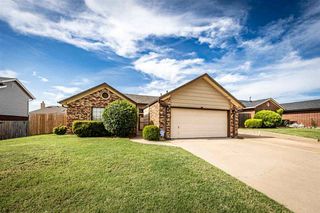 5014 NE Dearborn Ave, Lawton, OK 73507