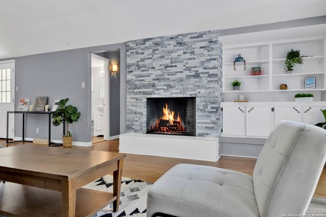 103 Shalimar, Castle Hills, TX 78213