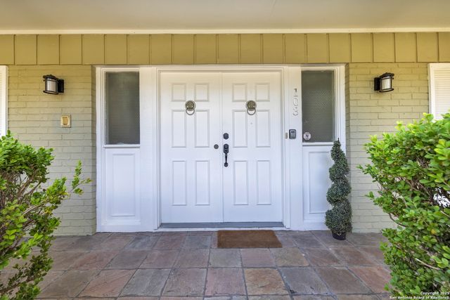 103 Shalimar, Castle Hills, TX 78213