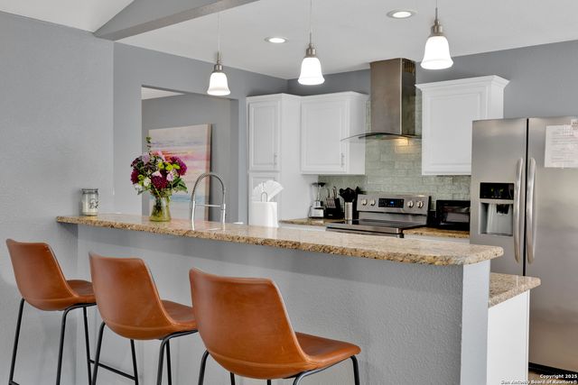 103 Shalimar, Castle Hills, TX 78213