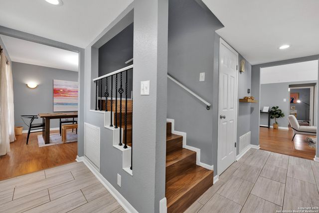 103 Shalimar, Castle Hills, TX 78213