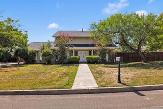 103 Shalimar, Castle Hills, TX 78213