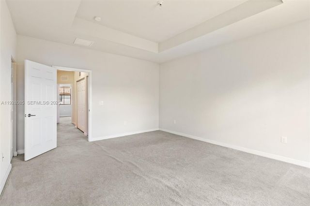 8615 NW 98th Ave, Doral, FL 33178