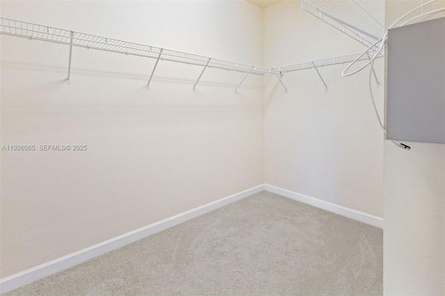 8615 NW 98th Ave, Doral, FL 33178