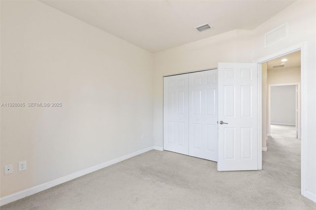 8615 NW 98th Ave, Doral, FL 33178