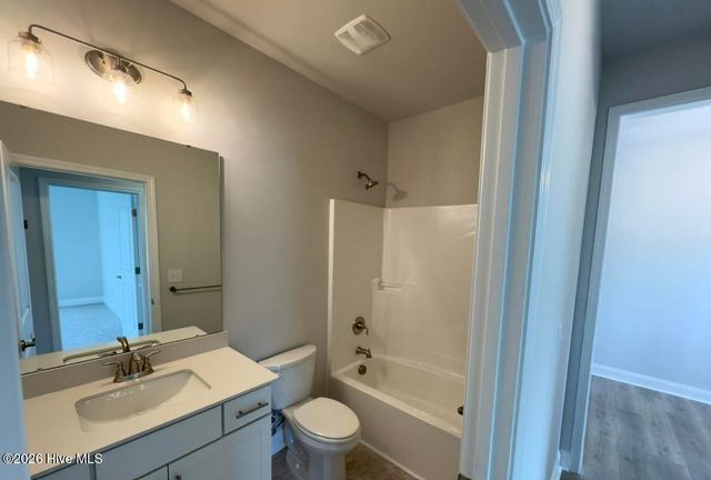 143 Firethorn Circle, Wallace, NC 28466