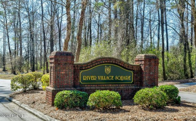 143 Firethorn Circle, Wallace, NC 28466